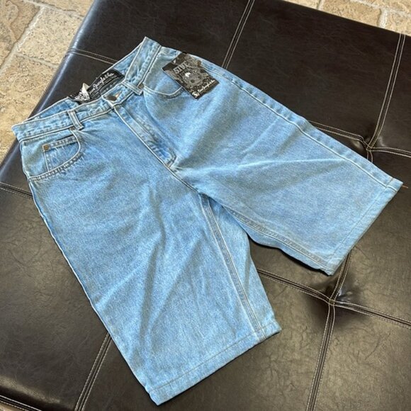 (7) 5ive Jungle & Co Women's Jean Shorts - Picture 6 of 6